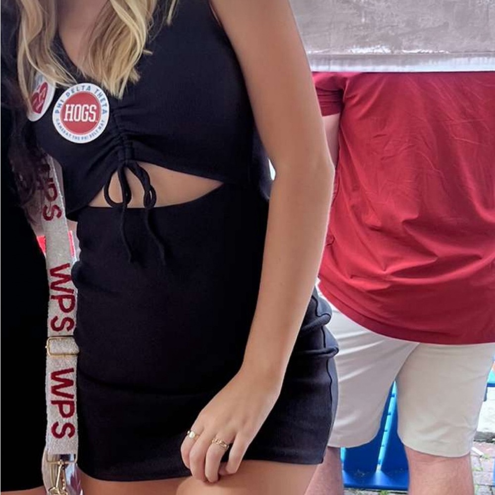 cutest black dress from lulus perfect for any occasion!!